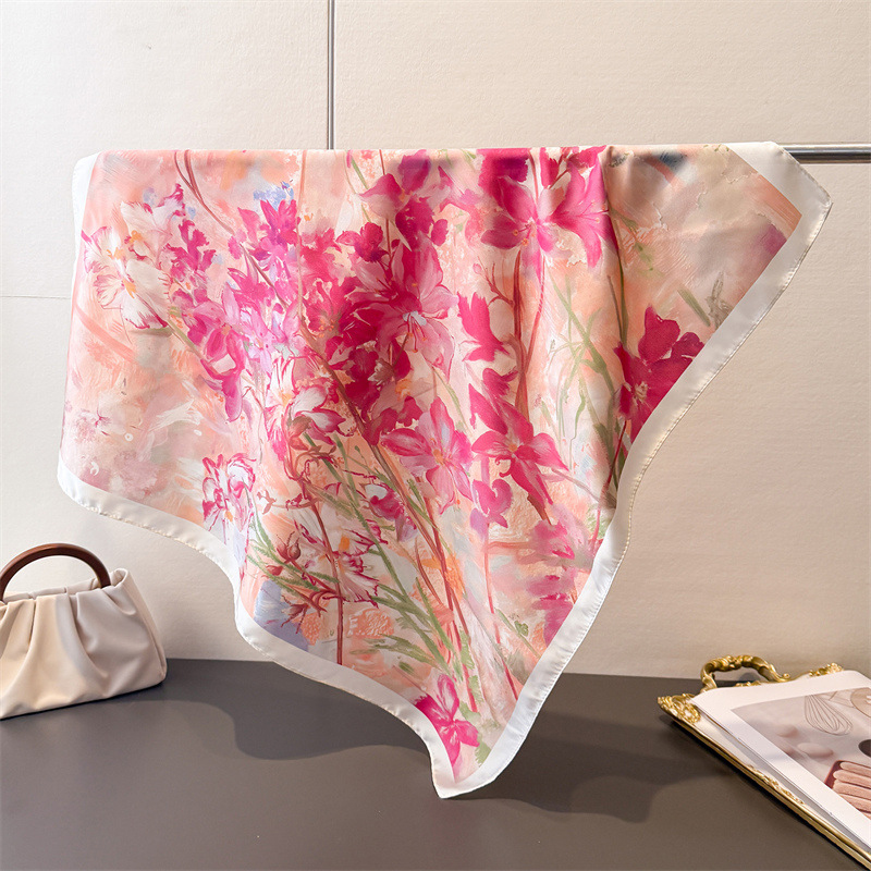 Nuovo Foulard Quadrato in Seta - Hair Care Brand recensione e prezzo